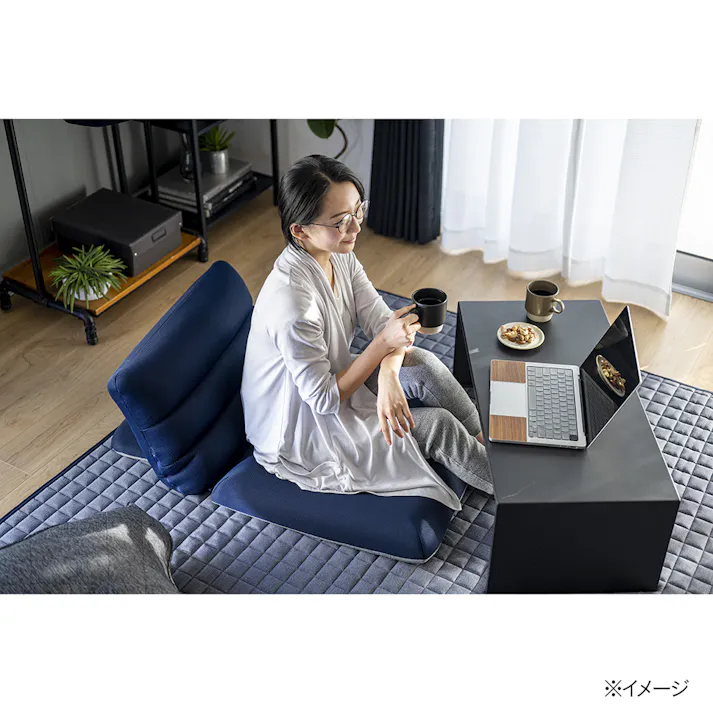 枕にもなる背もたれイス Lepoco アルティ ネイビー 幅58cm 奥行36~41cm 高さ15~34cm リクライニング 枕 足置き 背椅子(販売終了)