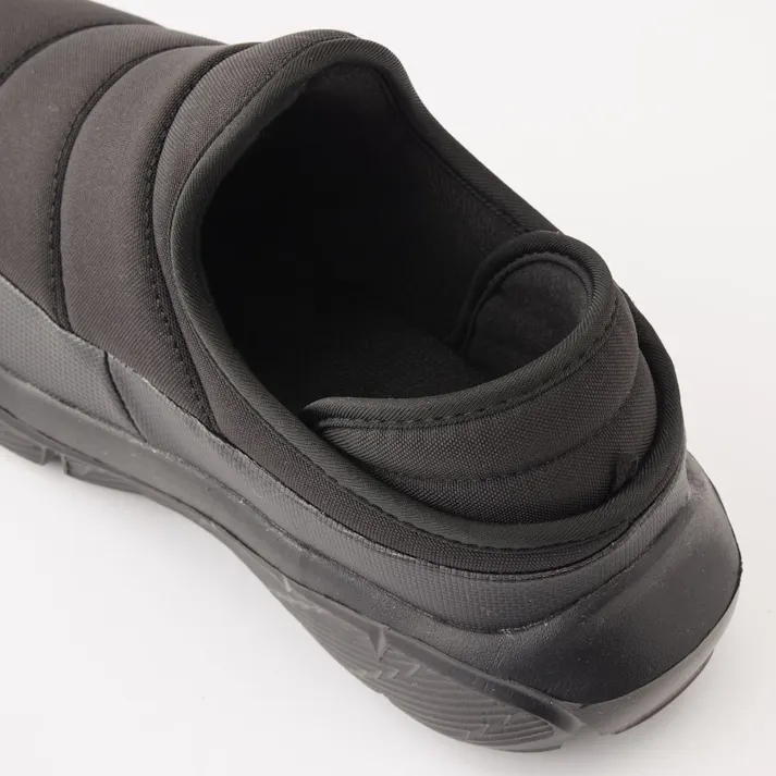 かかとを踏んで履けるモックシューズ 24~25cm ブラック