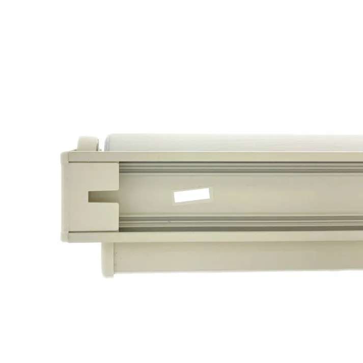 淡い色の遮光チェーン式ロールスクリーン ターコイズブルー 60×180cm