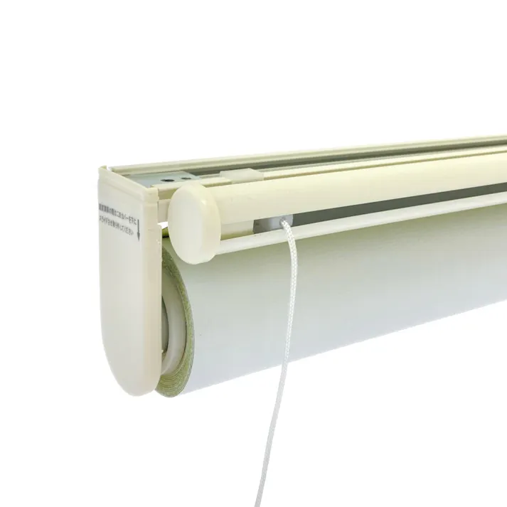 淡い色の遮光プルコード式ロールスクリーン 60×180cm ライトグリーン