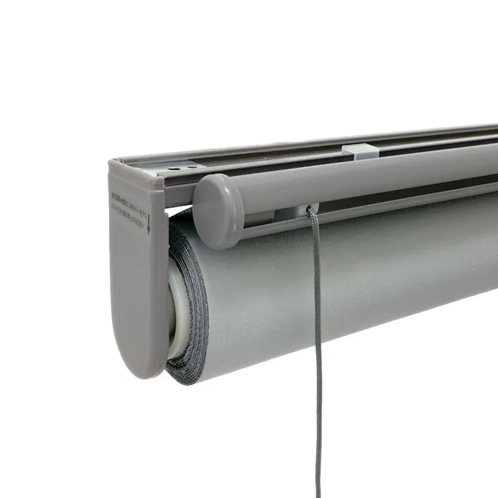 淡い色の遮光プルコード式ロールスクリーン ライトグレー 90×220cm