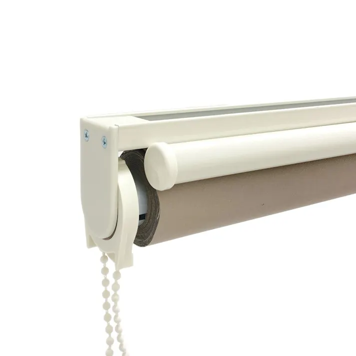 淡い色の遮光チェーン式ロールスクリーン ベージュ 180×220cm