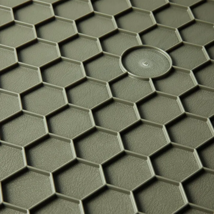 カインズ PRO 耐候材 蓋付コンテナ 22 グリーン 幅37.9cm 奥行54.5cm 高さ20.3cm