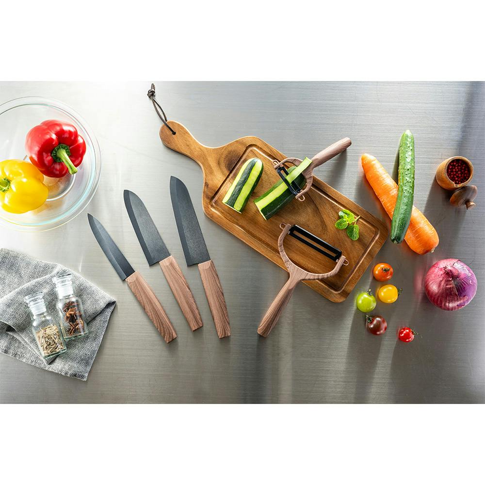 もちやすいセラミック三徳包丁 150mm | 包丁・ハサミ・調理器具・製菓