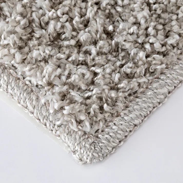 シャギータフトラグ シルバー 130×185cm