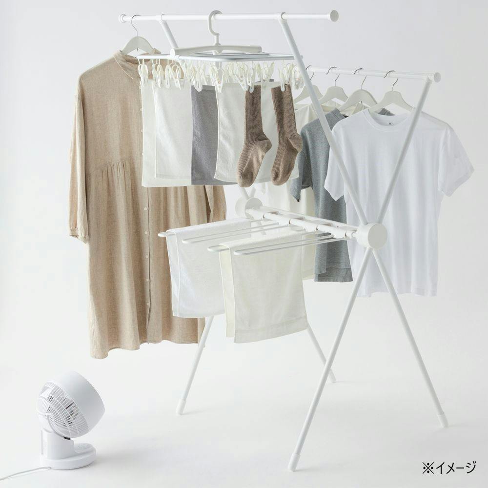 ロング丈も掛けられる乾きやすいX型室内物干し ホワイト | 室内物干し