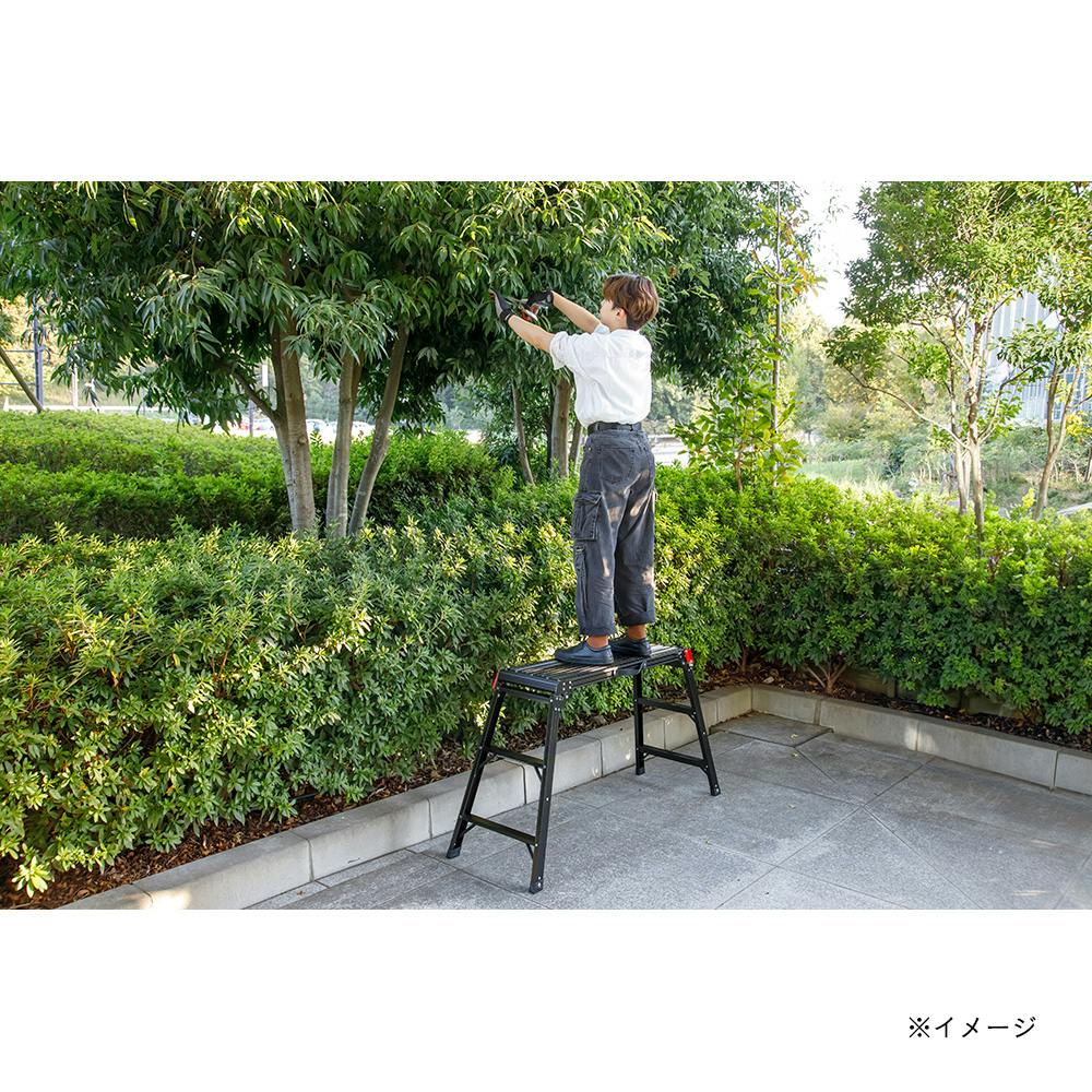 カインズ アルミ作業台 3段 ブラック CCS-02 BK | はしご・脚立・三脚