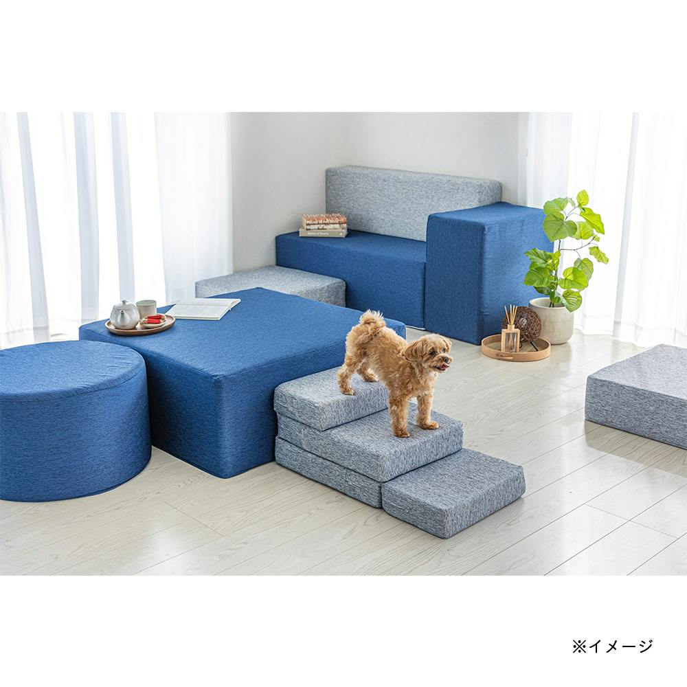 【中古】カインズのブロックソファ　60✖️60✖️18 カバー付き　3つセット 中古】カインズのブロックソファ 60️60️18 カバー付き 3つセット