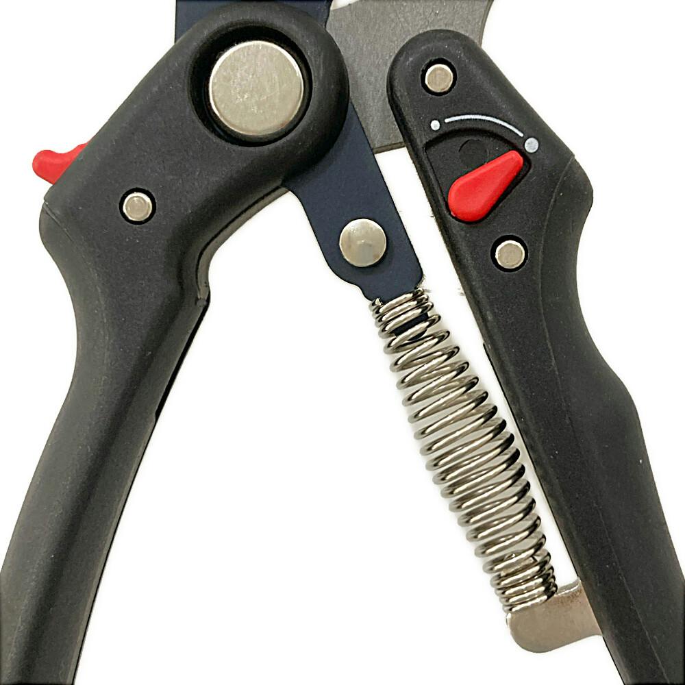 カインズ アシスト機能付き剪定鋏 205mm | 園芸刃物 通販