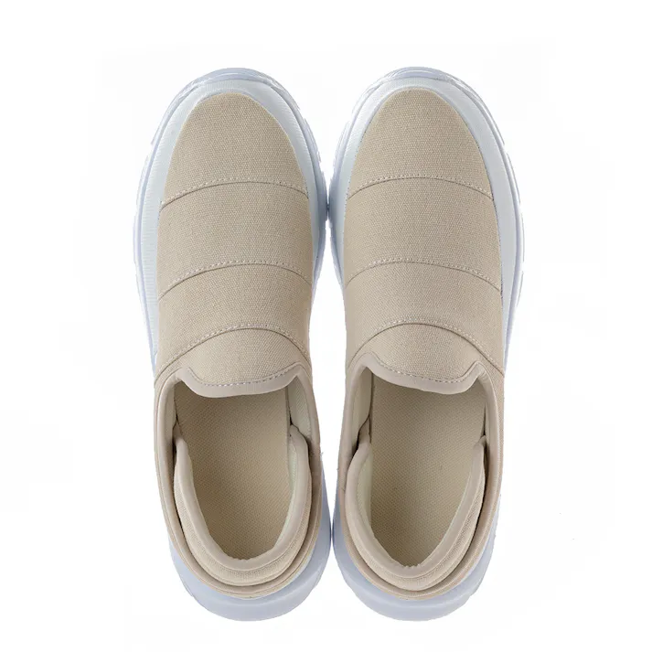 かかとを踏んで履けるモックシューズ 25~26cm ベージュ