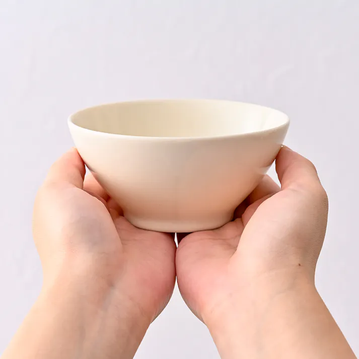 軽スタ 軽量磁器食器 どんぶり 15cm クリーム