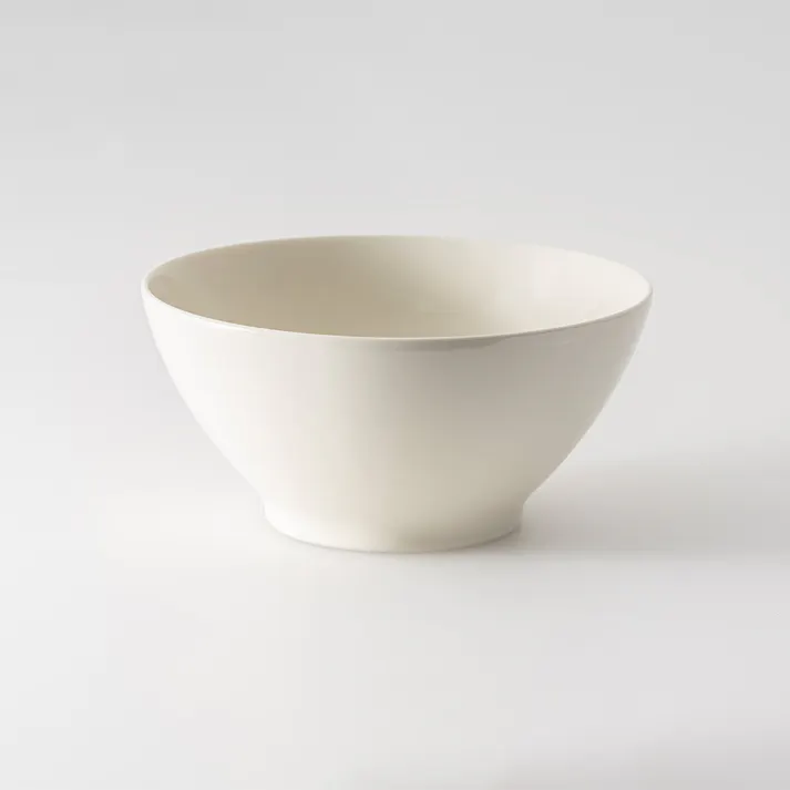 軽スタ 軽量磁器食器 どんぶり 18cm クリーム