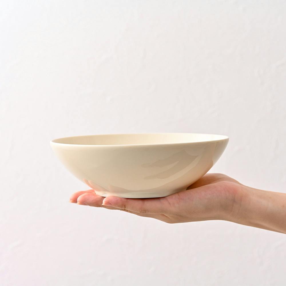 軽スタ 軽量磁器食器 深皿 クリーム 18cm | 食器・グラス・カトラリー