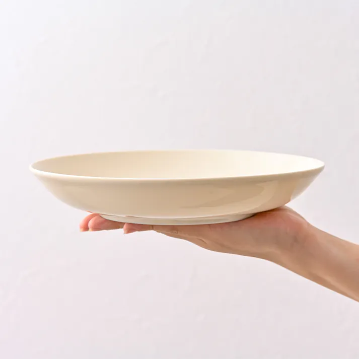 軽スタ 軽量磁器食器 プレート22cm クリーム