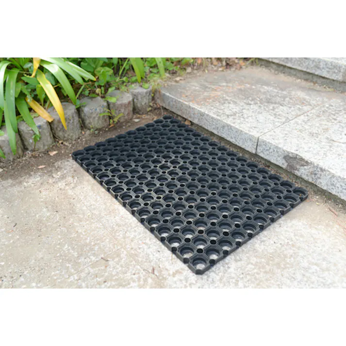 【CAINZ-DASH】トラスコ中山 有孔ラバーマット 400X600mm TTRM-4060【別送品】