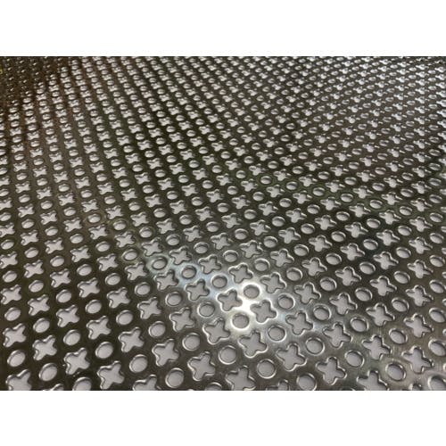 トラスコ中山 ステンレスパンチングメタル0.4t 〇+ 450X450 304BA0.4-450X450 パンチングメタル(金属素材) トラスコ中山 ステンレスパンチングメタル0.4t 〇+ 450X450 304BA0.4-450X450 パンチングメタル(金属素材)