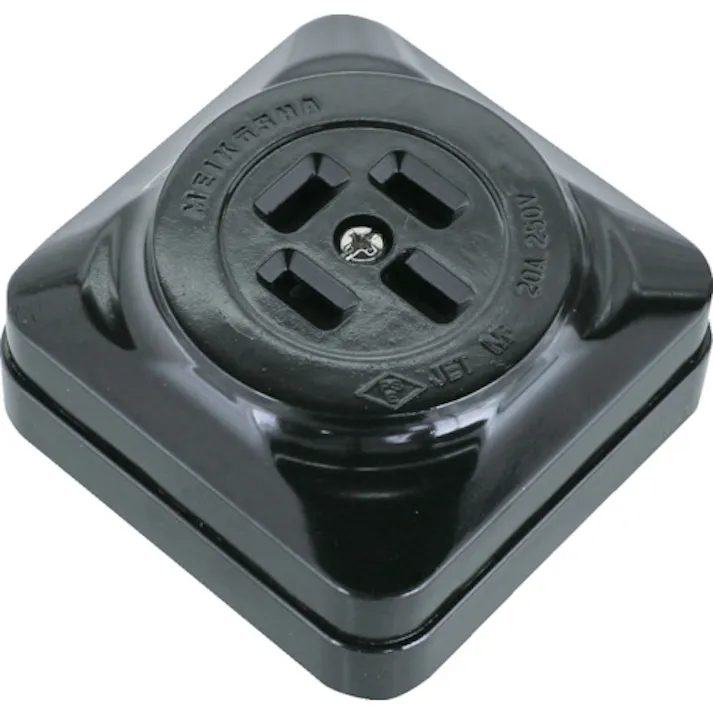 【CAINZ-DASH】トラスコ中山 接地3P20A角形コンセント TMR2749【別送品】