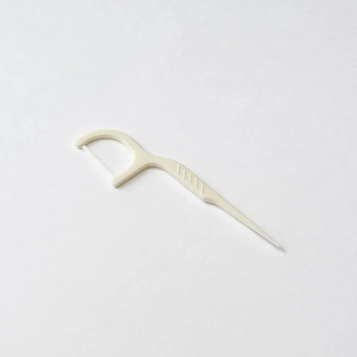 カインズ 糸付きようじ 300本入りパック 白