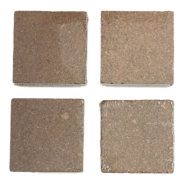 カインズ 花と野菜とハーブの水でもどして使う培養土 550g