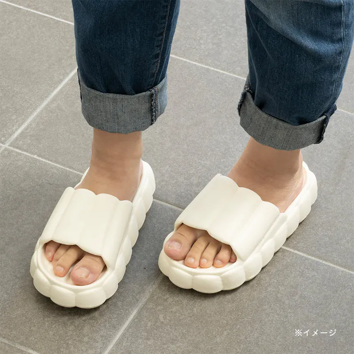 ふわふわソフトサンダル 24~24.5cm ホワイト