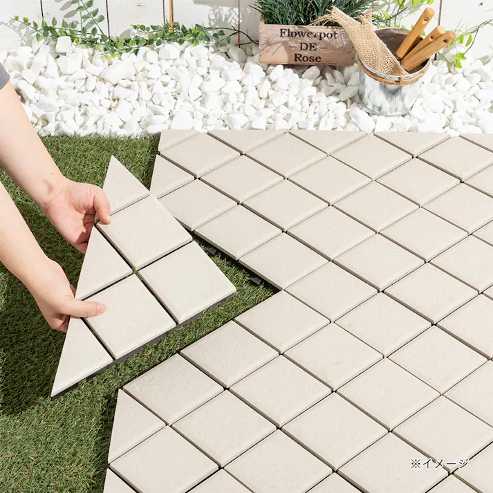 カインズ セラミックジョイントデッキ 三角 ホワイト L