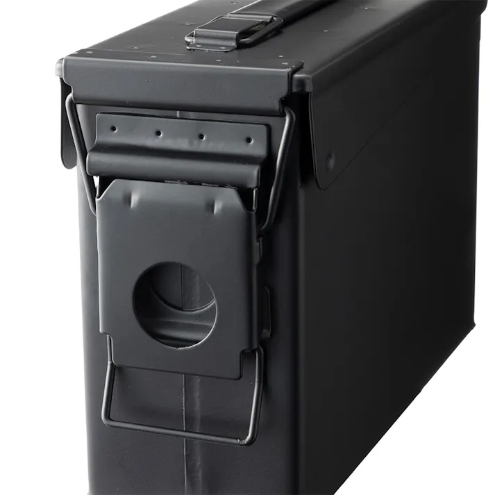 カインズ 防塵・防滴スチールケース 小 ブラック 幅28cm 奥行9.6cm 高さ17.5cm