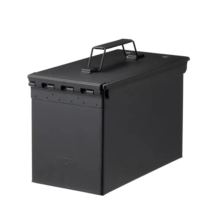 カインズ 防塵・防滴スチールケース 中 ブラック 幅30cm 奥行15.5cm 高さ18.5cm