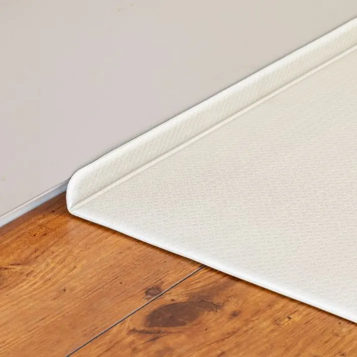 すき間を埋めるキッチンマット L-Fit ベージュ 45×120cm 厚み6mm クッション性 抗菌 燃えにくい 防カビ 拭くだけお手入れ