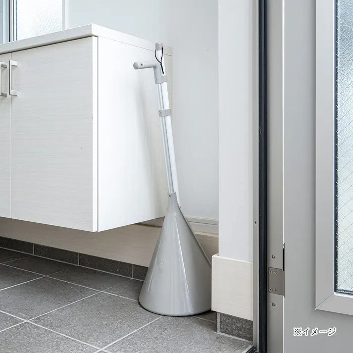 立てて置けるチリトリほうきセット