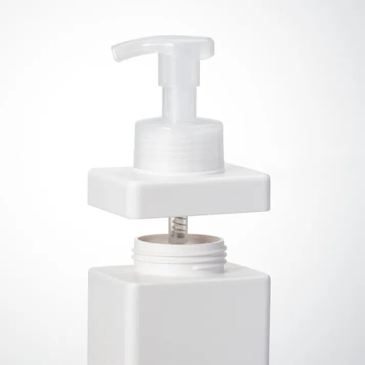 注ぎやすくヌメリにくいディスペンサー 泡タイプ 600ml ホワイト