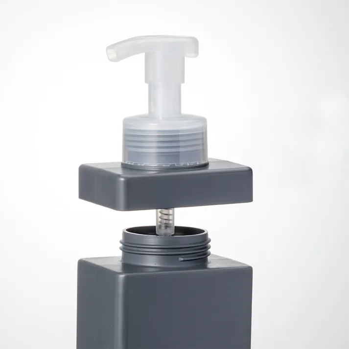 注ぎやすくヌメリにくいディスペンサー 泡タイプ 600ml ダークグレー