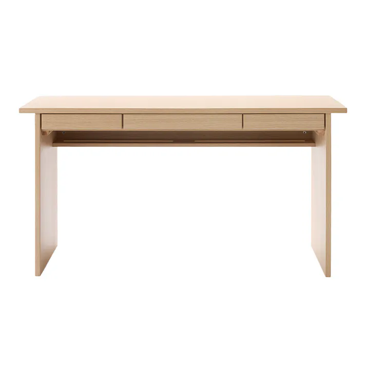 デスクとダイニングを切り替えられるテーブル