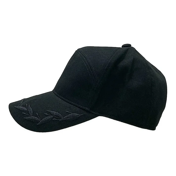 カインズ ツバ刺繍アポロキャップ ブラック