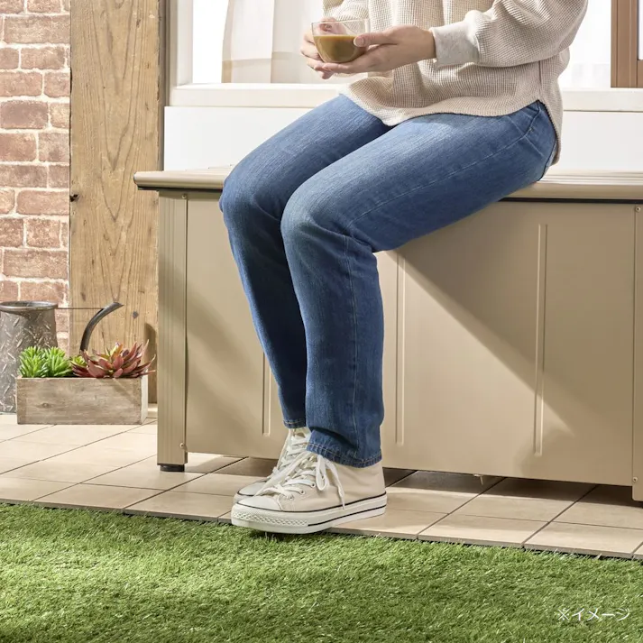 カインズ オリジナル 静かに開閉できるアルミ収納ベンチ ベージュ 幅180cm 奥行45cm 高さ48cm 縁台 屋外収納