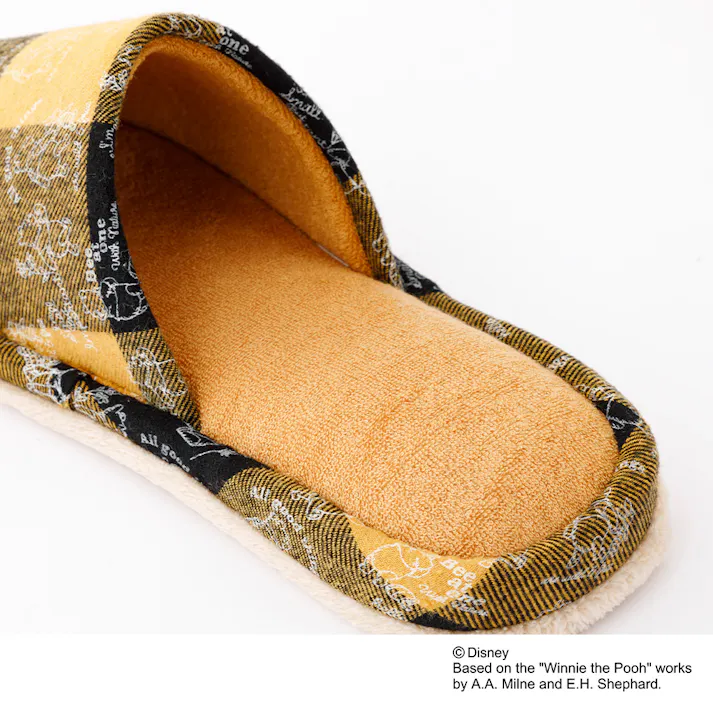 履いて歩くだけで掃除もできるスリッパ くまのプーさん 23~25cm