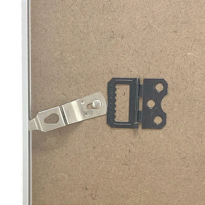 カインズ 軽くて割れにくいポスターフレーム アルミ B2サイズ