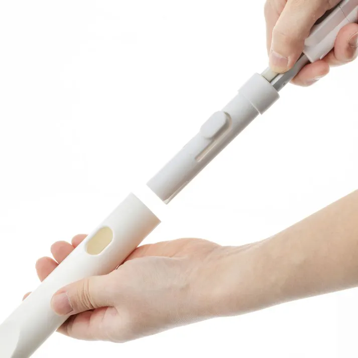 簡単伸縮 水だけで洗える曲面フィットクリーナー