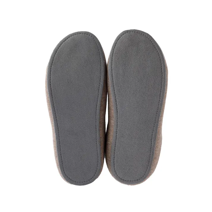 かかとゴム付きで脱げにくいルームシューズ ベージュ 24~25cm