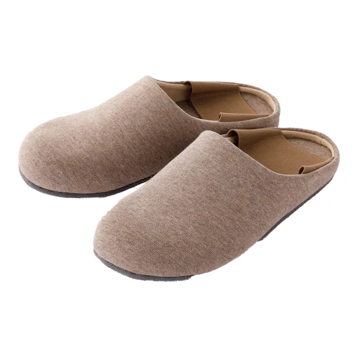 かかとゴム付きで脱げにくいルームシューズ ベージュ 24~25cm