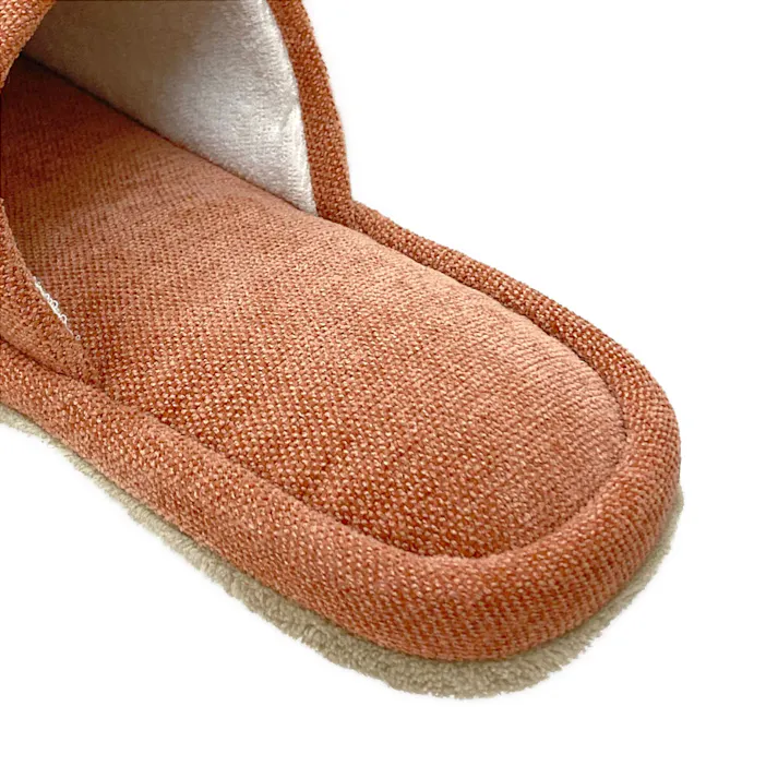 履いて歩くだけで掃除もできるスリッパ ブラウン M