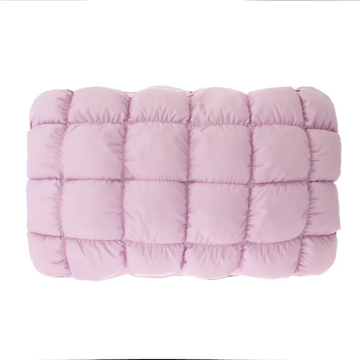 まくらにもなるパイナップル型クッション ピンク