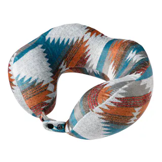 首まわりサイズを調整できるネックピロー 幾何学柄 収納袋付き