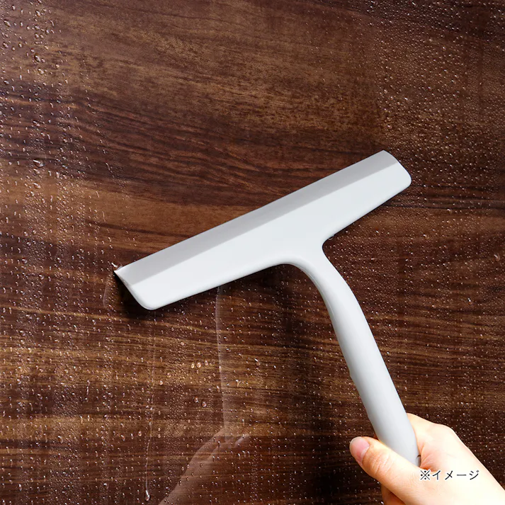 バー・フックに掛けられる水切りワイパー