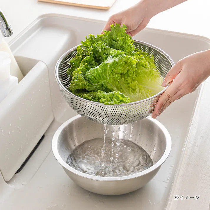 ステンレスパンチングザル 24cm