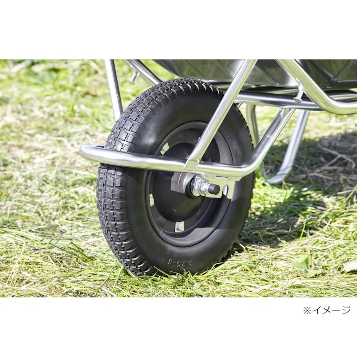 重心が変えられる浅型アルミ一輪車 ノーパンク04