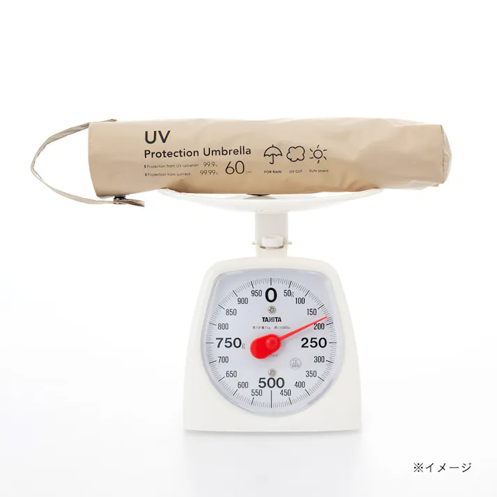 日差しも紫外線も雨も遮れる軽量折傘 60cm ベージュ
