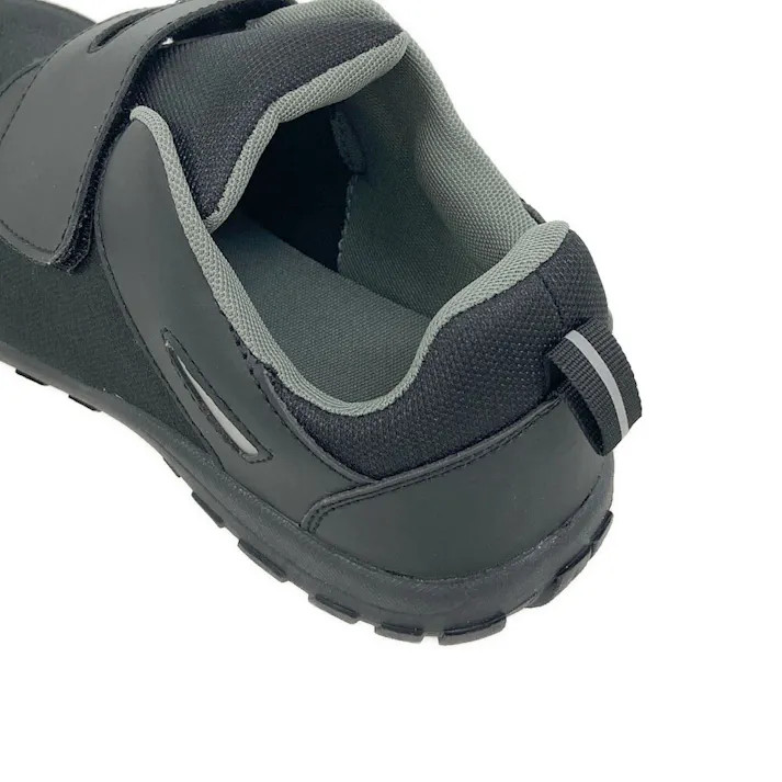 カインズ 樹脂先芯入り安全スニーカー 面ファスナー 27.0cm