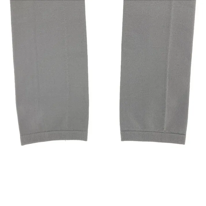 縫い目のないアームカバー グレー