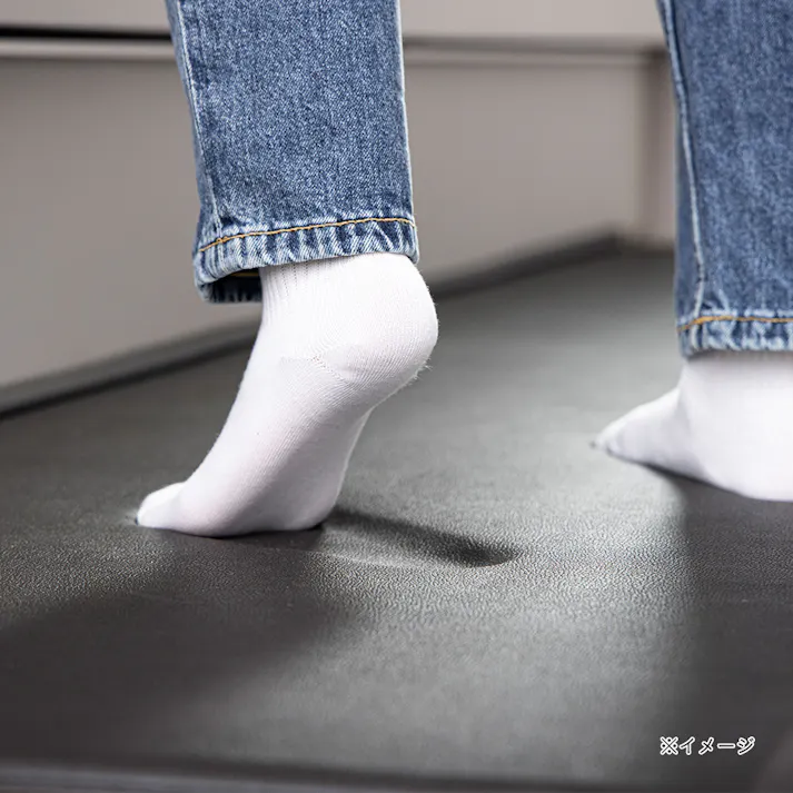 すき間を埋めるキッチンマット L-Fit 極厚 ダークブラウン S 45cm×120cm 厚み12mm クッション性 抗菌 燃えにくい 防カビ 拭くだけお手入れ