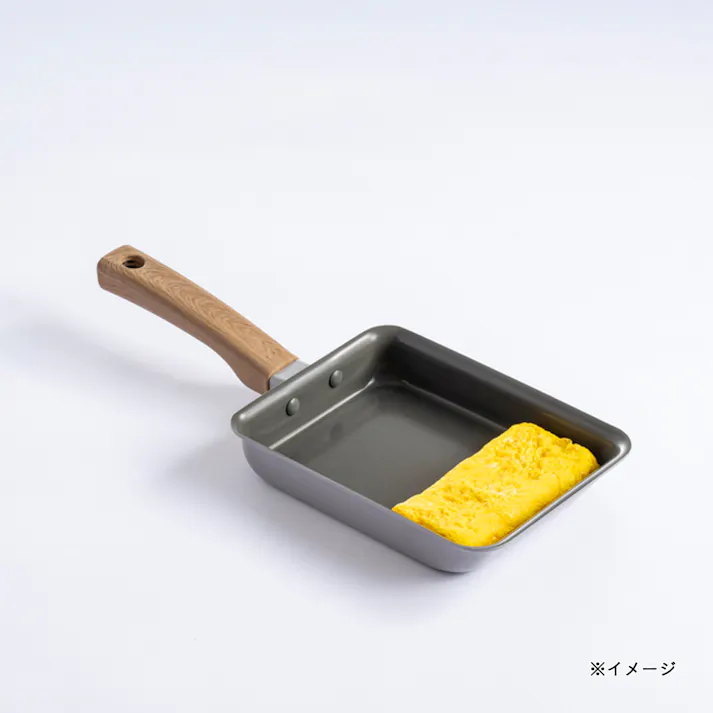 ガス火・IH対応 こびりつきにくいエッグパン 幅13cm 奥行18cm
